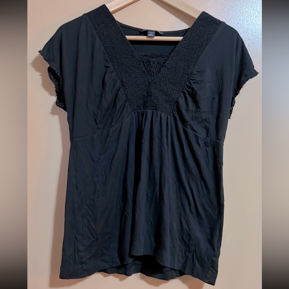 Banana Republic black short sleeeved shirt size large